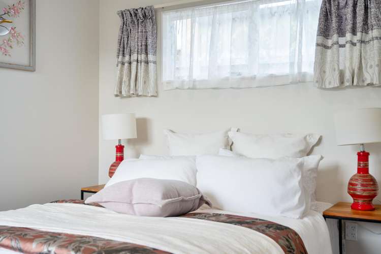 12b Howell Crescent Mount Roskill_15