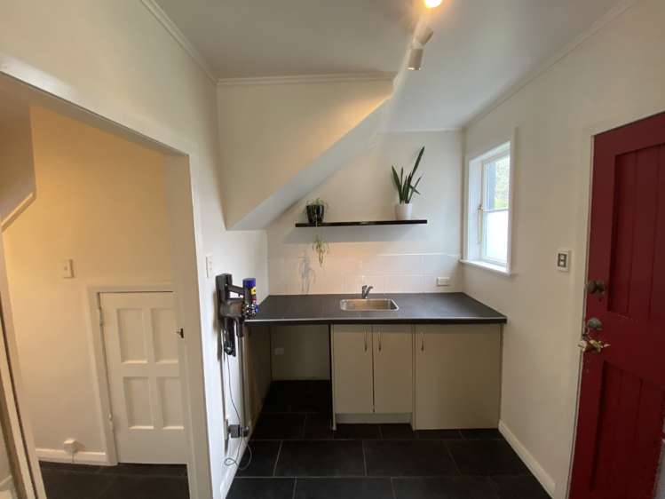 68 McCullough Avenue 10044_5