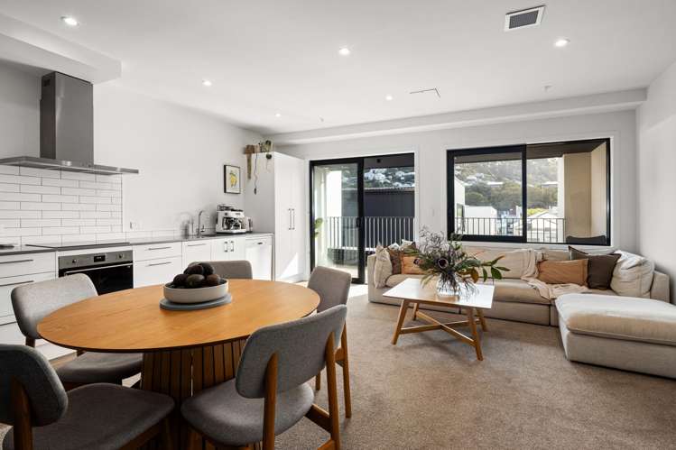 210/2 Onepu Road Kilbirnie_4