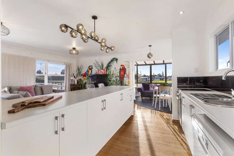 106 Edgewater Drive Pakuranga_10