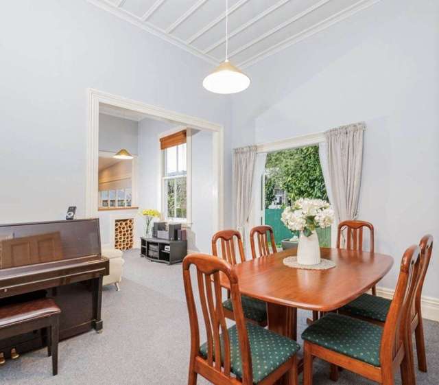 3 King Edward Avenue Epsom_3