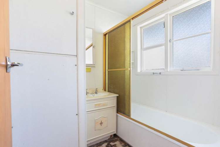 46 Goodall Street Hillsborough_15