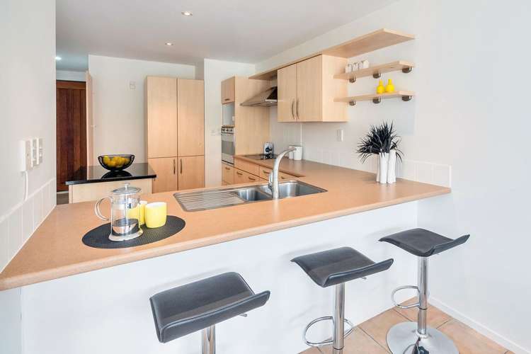 2/12 Pannill Place Oteha_6