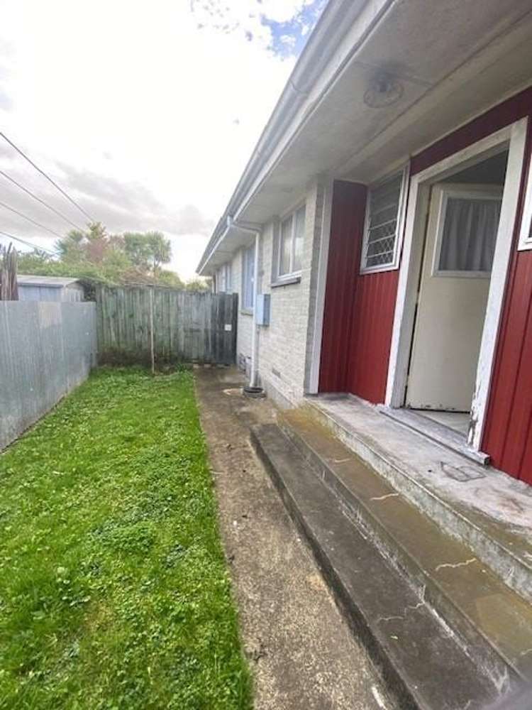 3/813 Lyell Street Akina_9