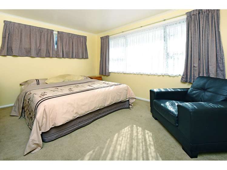 21 Franklyne Road Otara_10