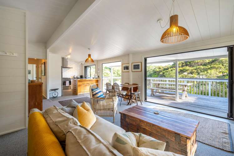 84 Coromandel Road Oneroa_8