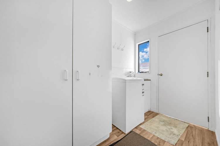 28 Matthews Road Flat Bush_13