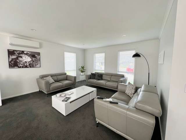 Short Fixed Term - Stunning 4BR Home in Richmond