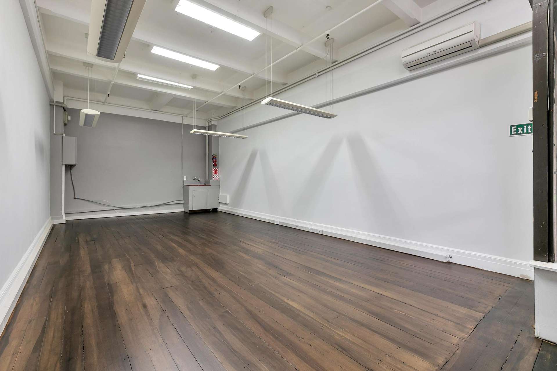 17 Wellesley Street West City Centre_0