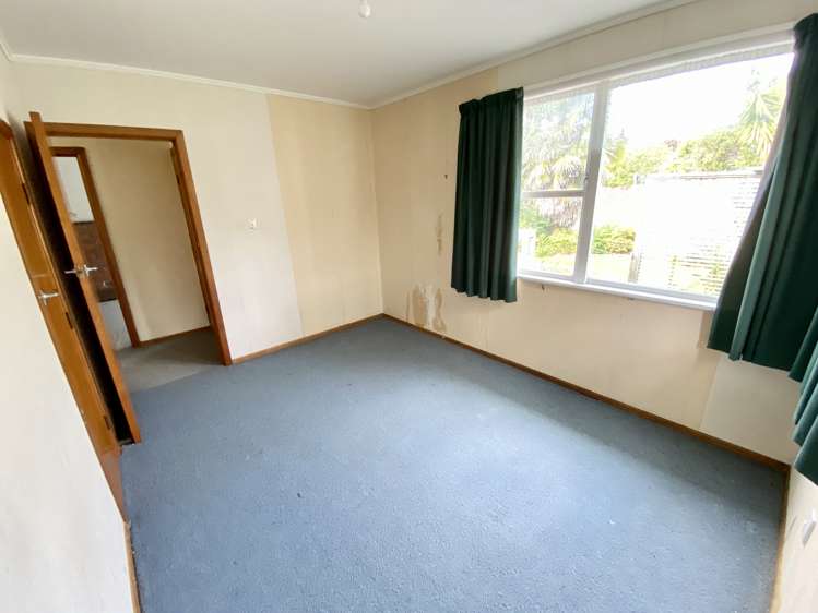 67 Forest Hill Road Henderson_8