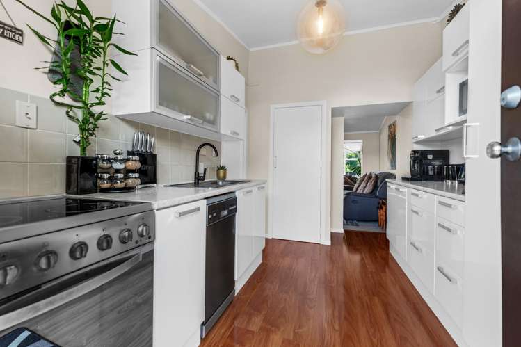 1/10 Alcock Street Mount Wellington_2