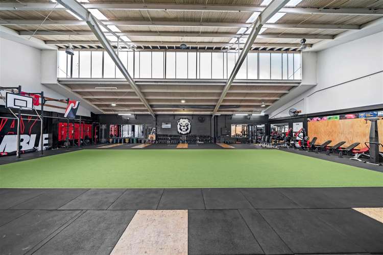 Unit D, 94/88 Great South Road_0