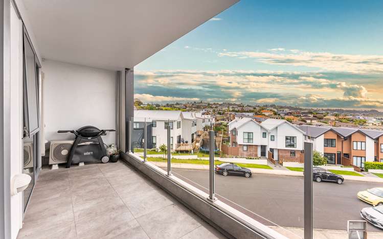 223/17 Link Crescent Stanmore Bay_7