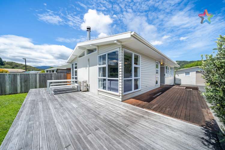 3 Karamea Grove Wainuiomata_16