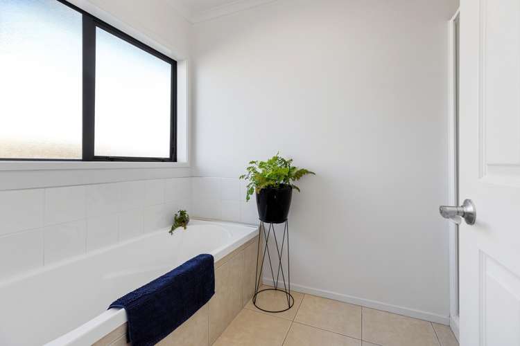 27 Sarah Place Papamoa_12