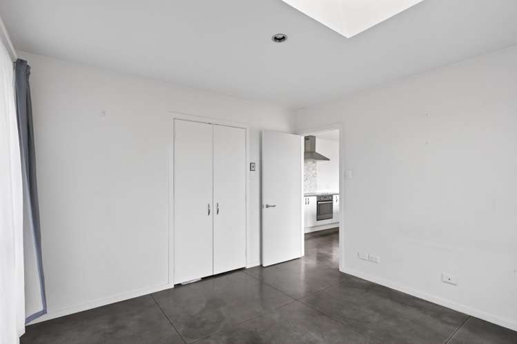 8 Parker Street Elgin_14