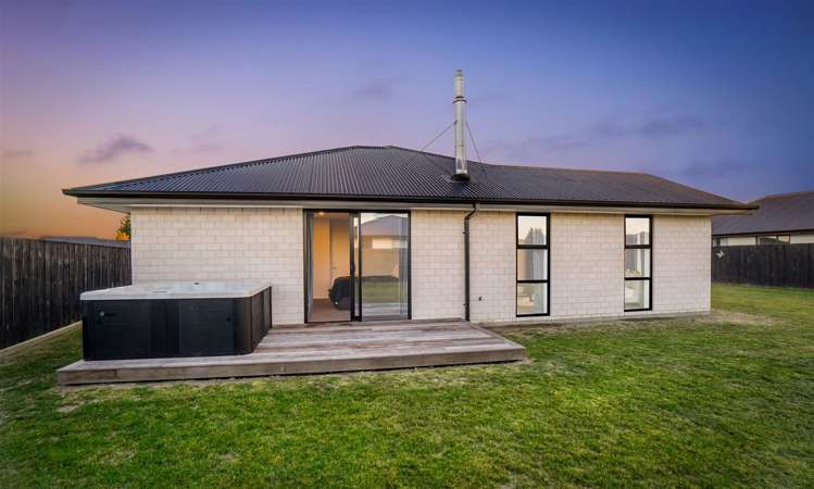 12 Owen Drive Darfield_19