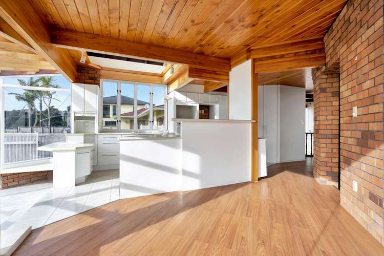 52 The Esplanade Eastern Beach_15