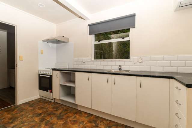 1/2 Karapiti Place Glen Eden_1