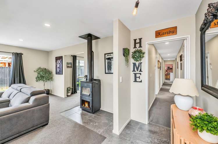 27 Wellington Street Ashley_1