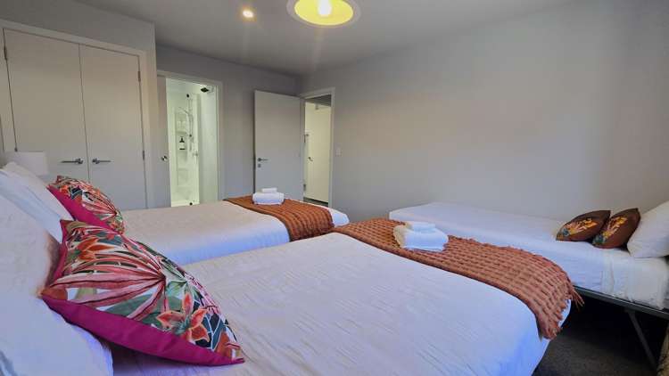 74 Hampden Street Hokitika_11