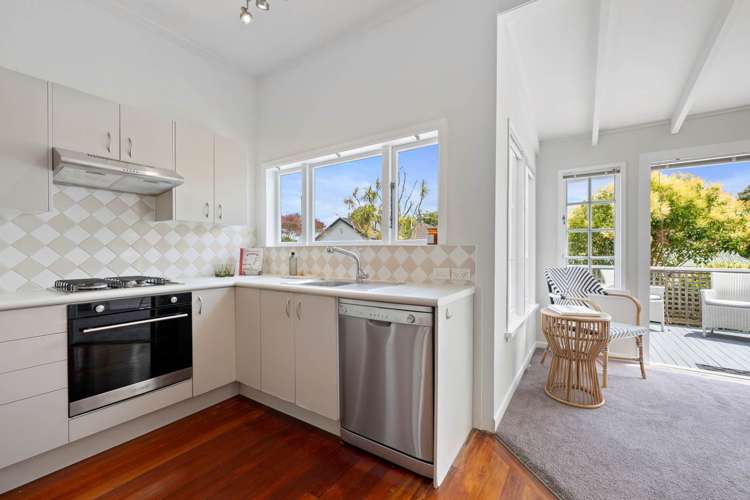 26 Aramoana Avenue Devonport_16