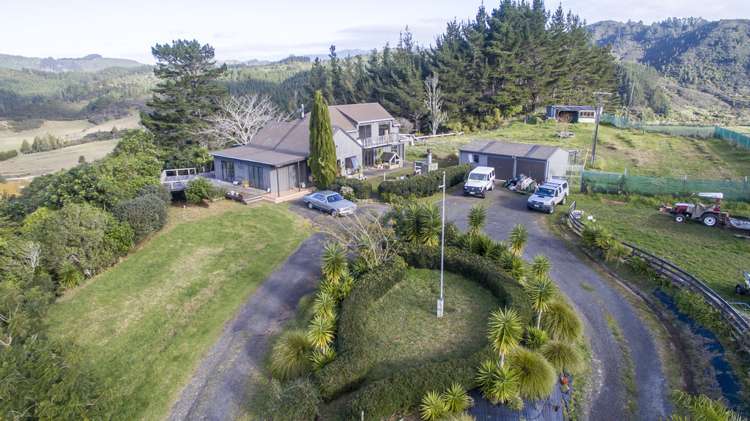 42 Takingawairua Road Kaimarama_11