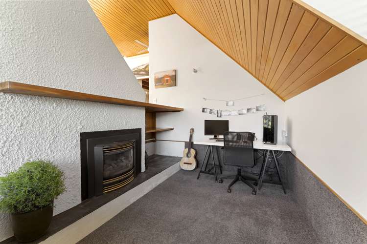 18 Williams Street Fernhill/Sunshine Bay_19