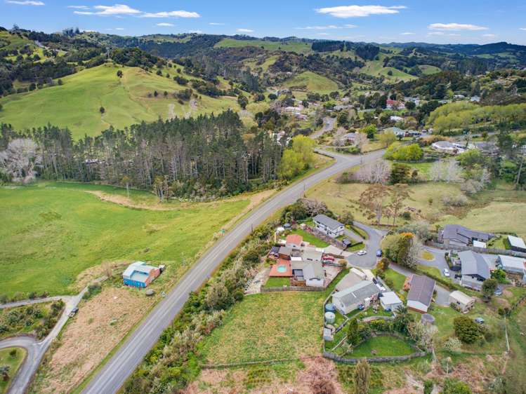 10 Skelton Crescent Paparoa_6