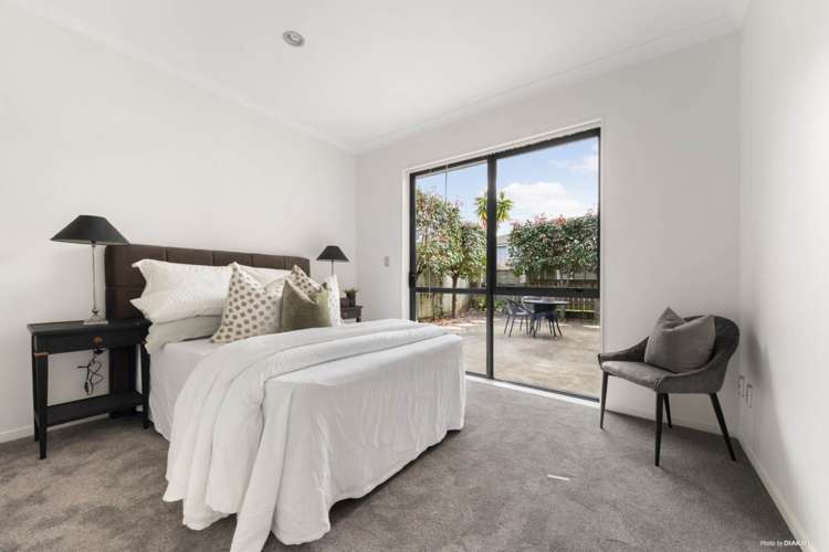 24 Gibbston Crescent Flat Bush_11