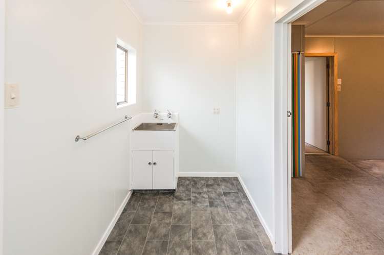 3/10 Oxford Street Marton_18