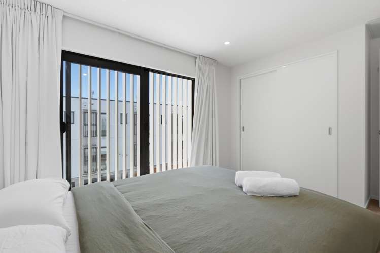 7 Ngaru Way Orewa_18