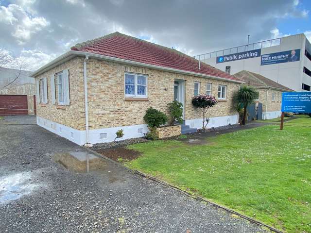 Family Home in the Heart of Pukekohe