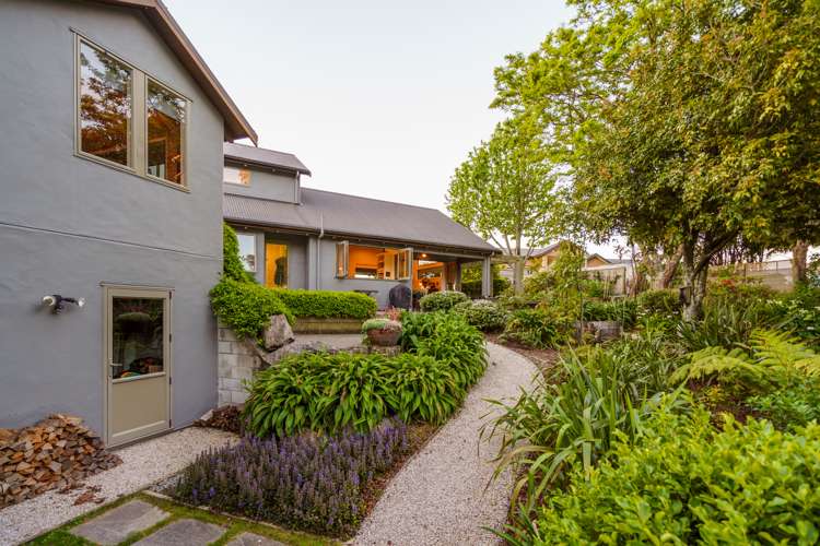 22 Angelus Avenue Richmond_20