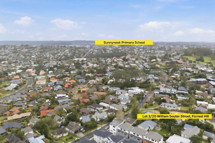 2/20 William Souter Street Forrest Hill_29