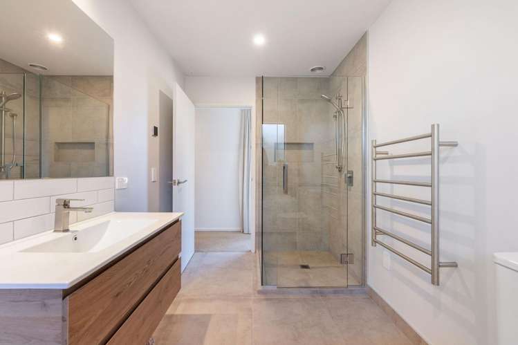 29 Drysdale Road, Hanley's Farm Jacks Point_19