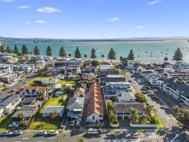 3/48 Maunganui Road_2