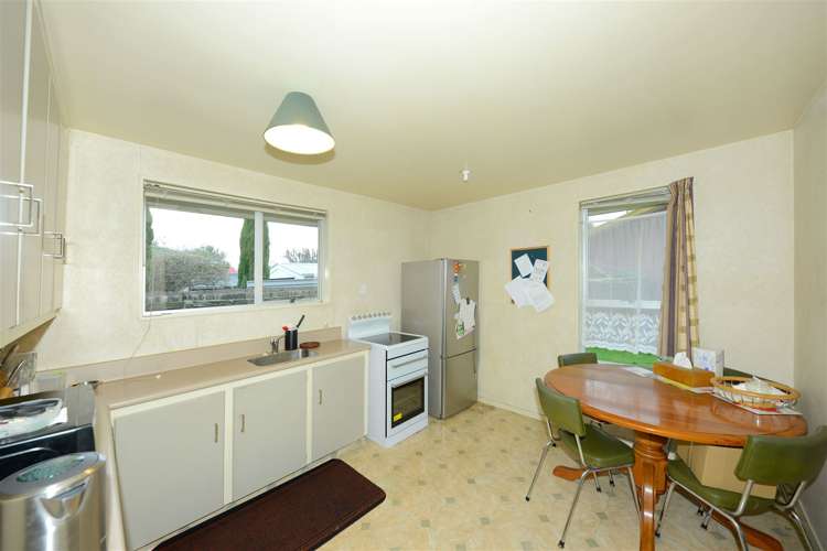 2/17 Takaro Avenue Sockburn_2