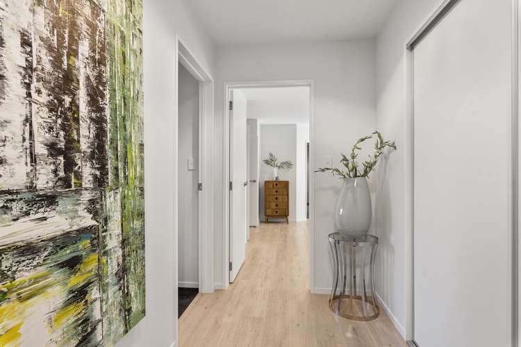 32 Crabb Fields Lane Riverhead_17