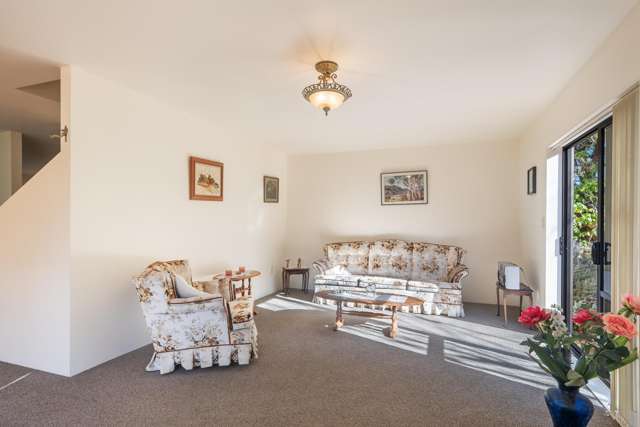 17 Charnwood Grove Waikanae_3