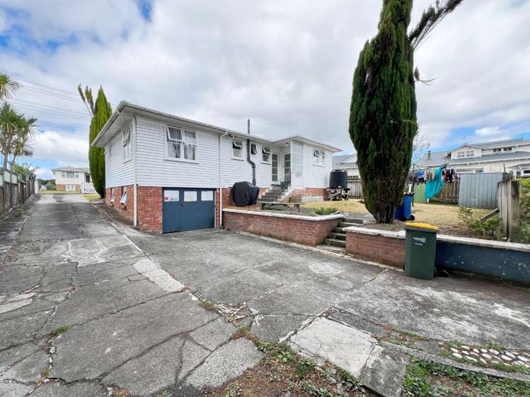 41 Saint Leonards Road Kelston_12