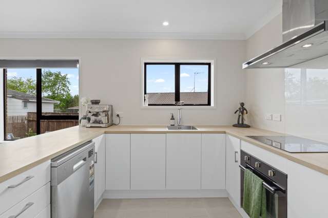 1/30 Fairway Avenue Red Beach_4