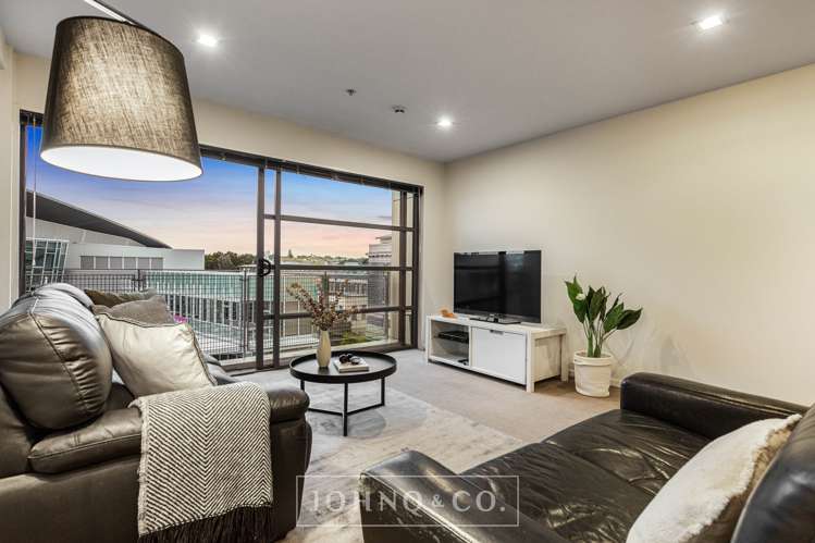 426/57 Mahuhu Crescent Auckland Central_3