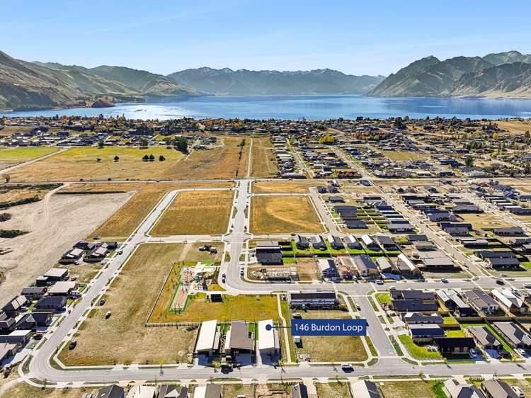 146 Burdon Loop Lake Hawea_15