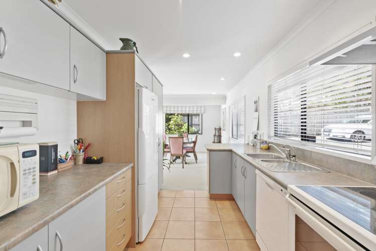 2/94a Coronation Road Hillcrest_8