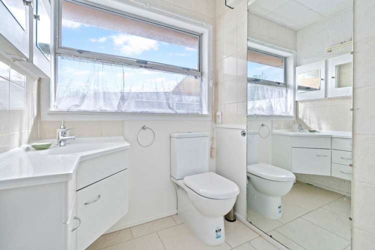 10 Beaufield Lane Te Atatu Peninsula_14