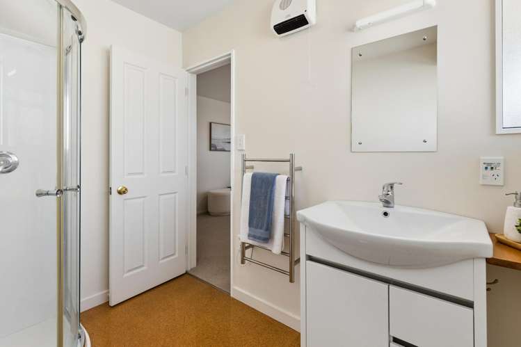 13 Springswood Grove Springlands_17