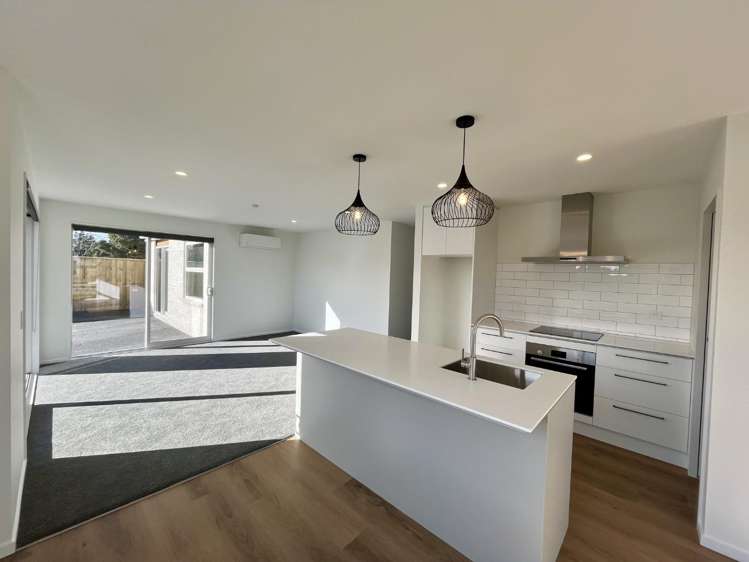 11 Scots Drive 11103_3