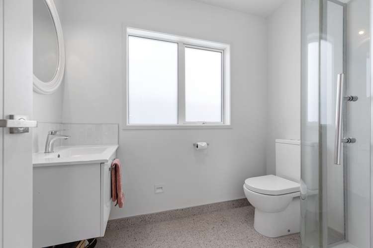 5f Winiata Street Brookfield_9