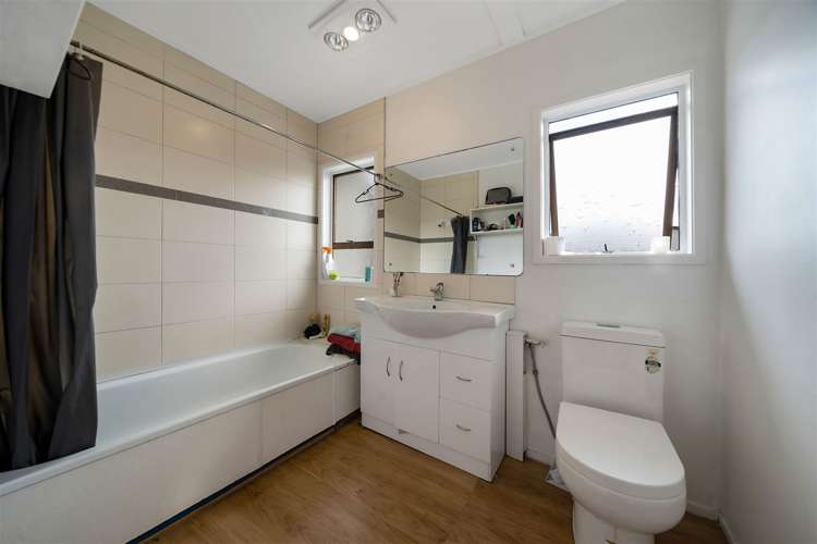 5/8 Miro Street New Lynn_7